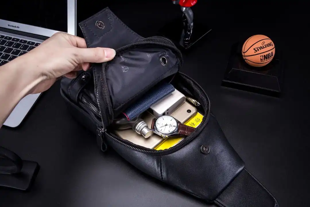 Δερμάτινο τσαντάκι body Bull Captain XB 129 μαύρο