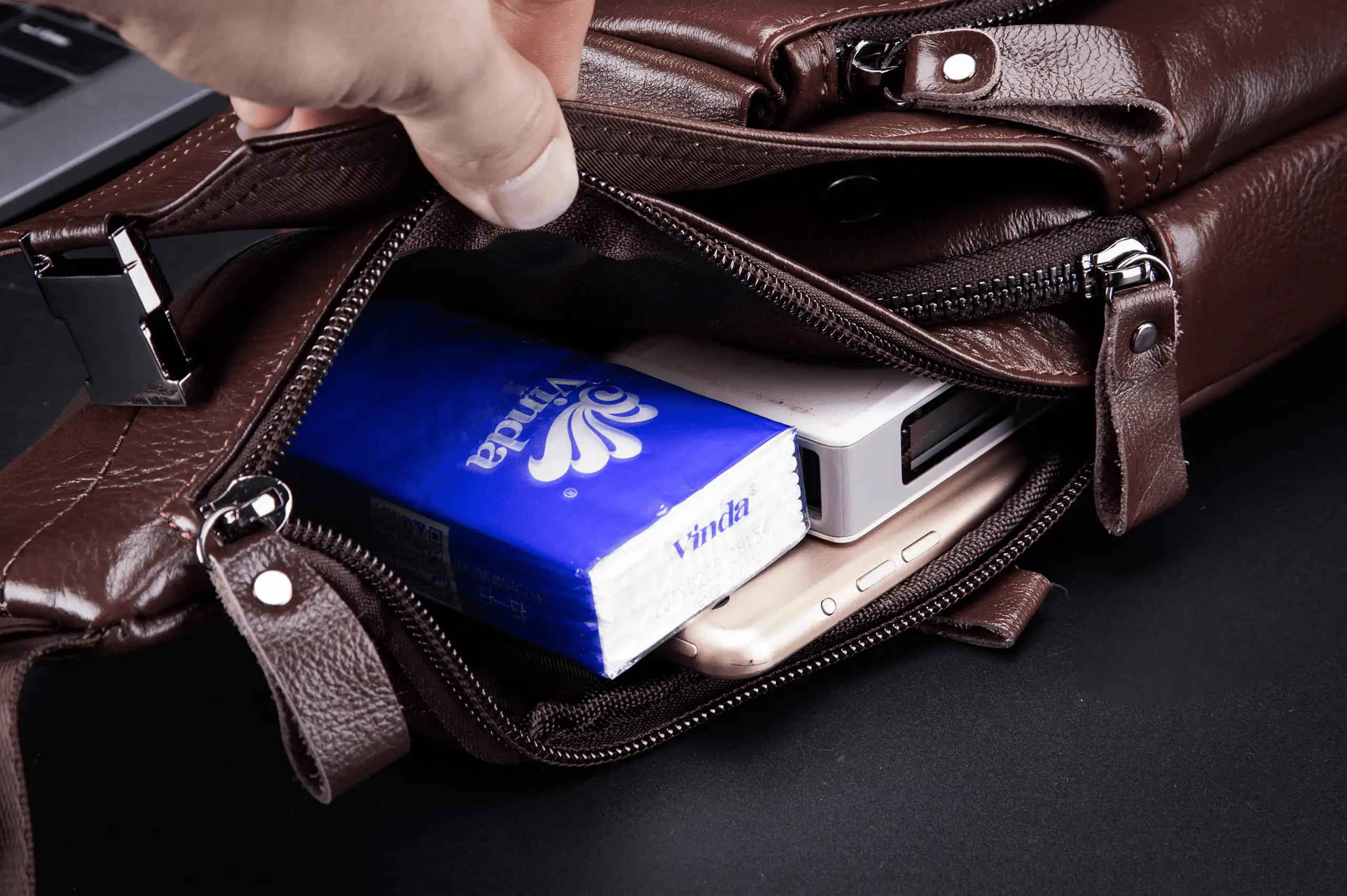 Δερμάτινο τσαντάκι body Bull Captain XB 086 καφέ