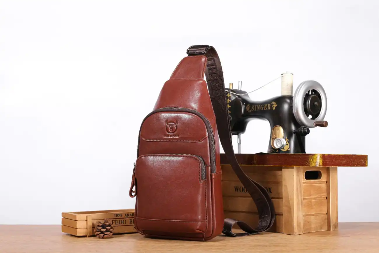 Δερμάτινο τσαντάκι body Bull Captain XB097 καφέ Δερμάτινο τσαντάκι body Bull Captain XB097 καφέ