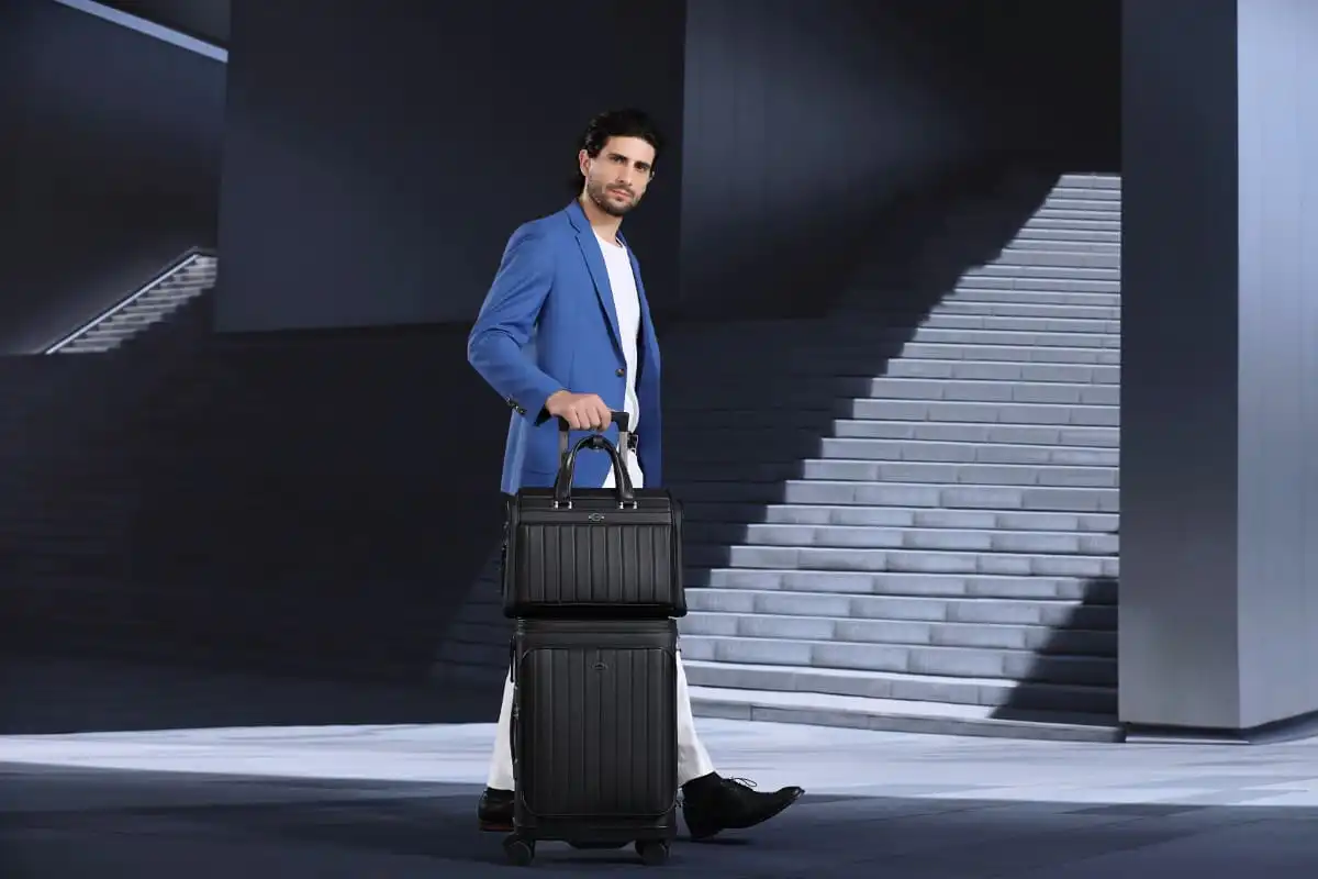 Βαλίτσα Premium Collection Laptop χειραποσκευή καμπίνας Bange YL200 μαύρο