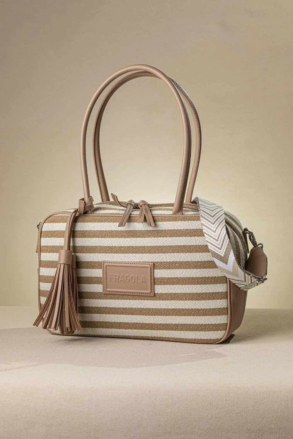 Μακρόστενη τσάντα ώμου και χιαστί από καραβόπανο