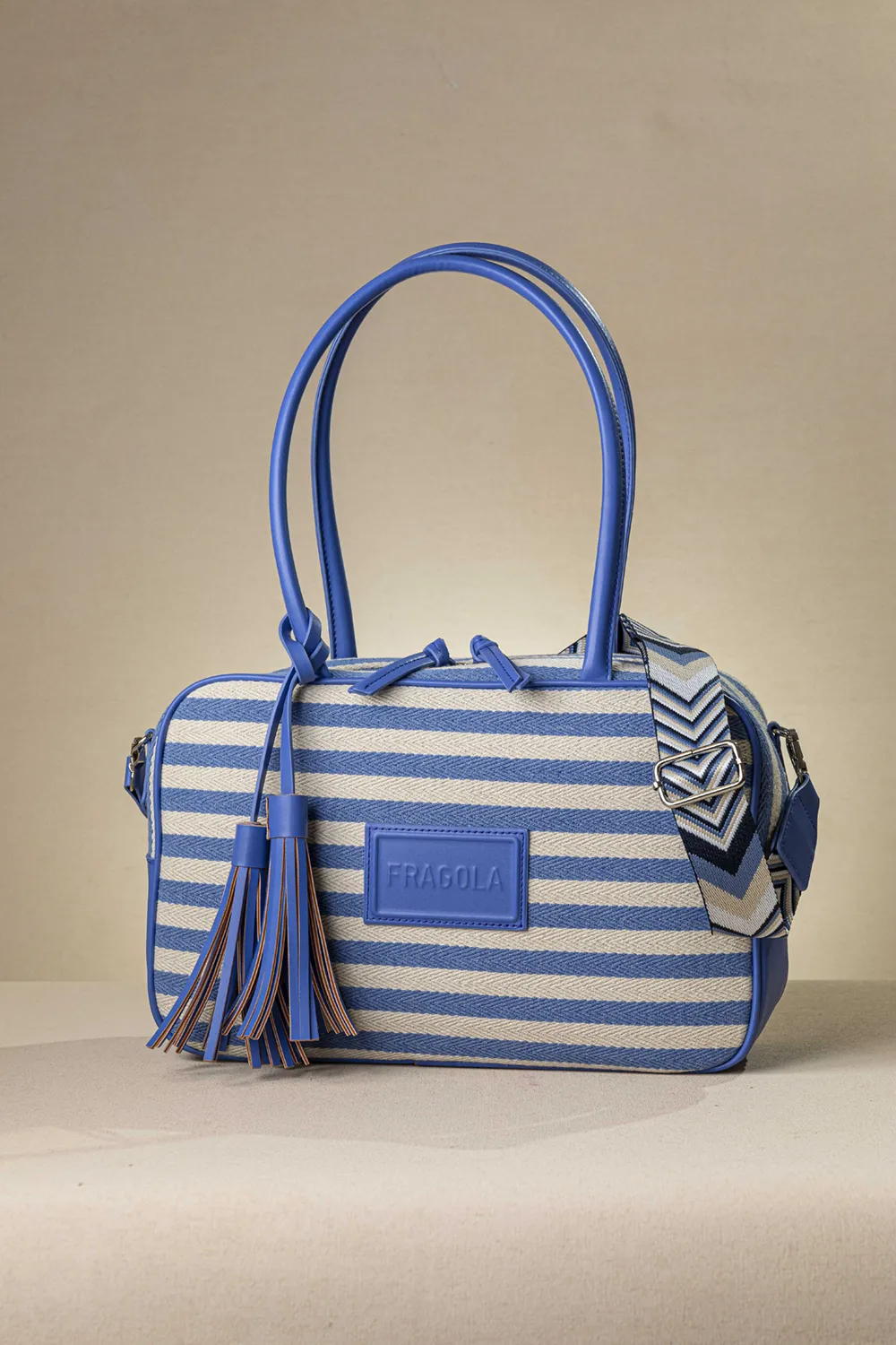 Μακρόστενη τσάντα ώμου και χιαστί από καραβόπανο