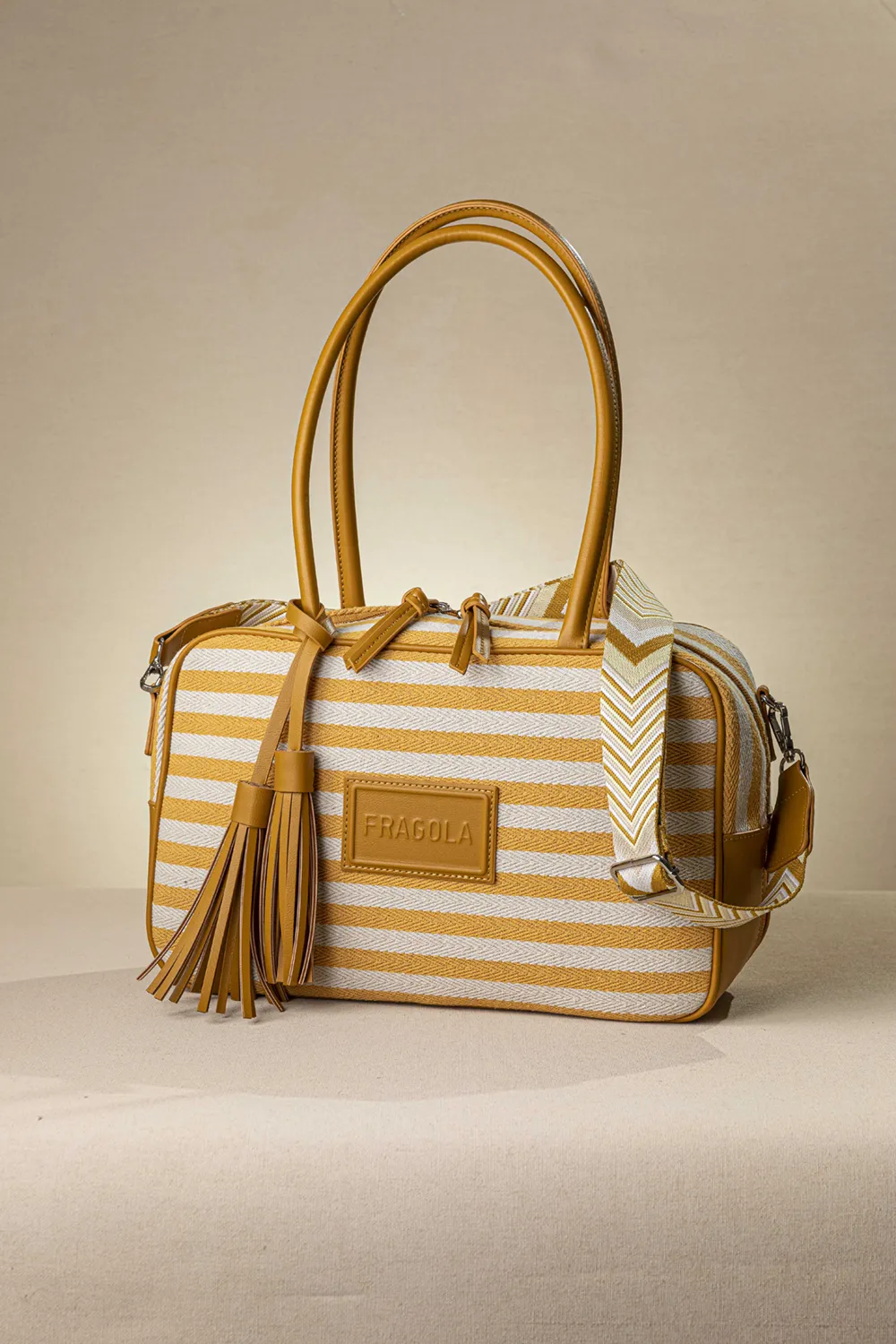 Μακρόστενη τσάντα ώμου και χιαστί από καραβόπανο