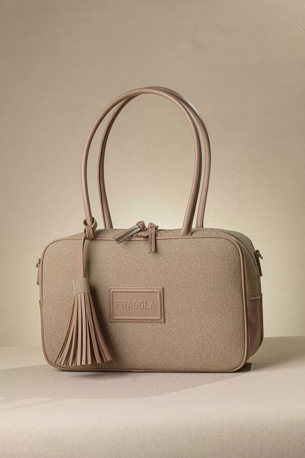 Μακρόστενη τσάντα ώμου και χιαστί