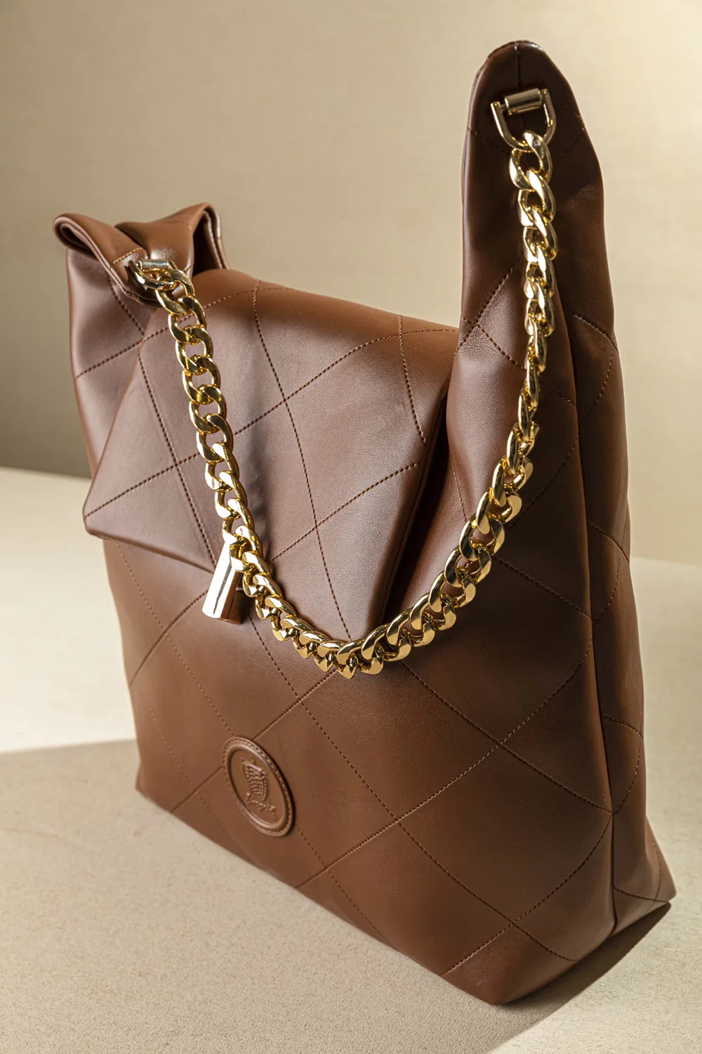 Στιλάτη, ελαφριά τσάντα ώμου