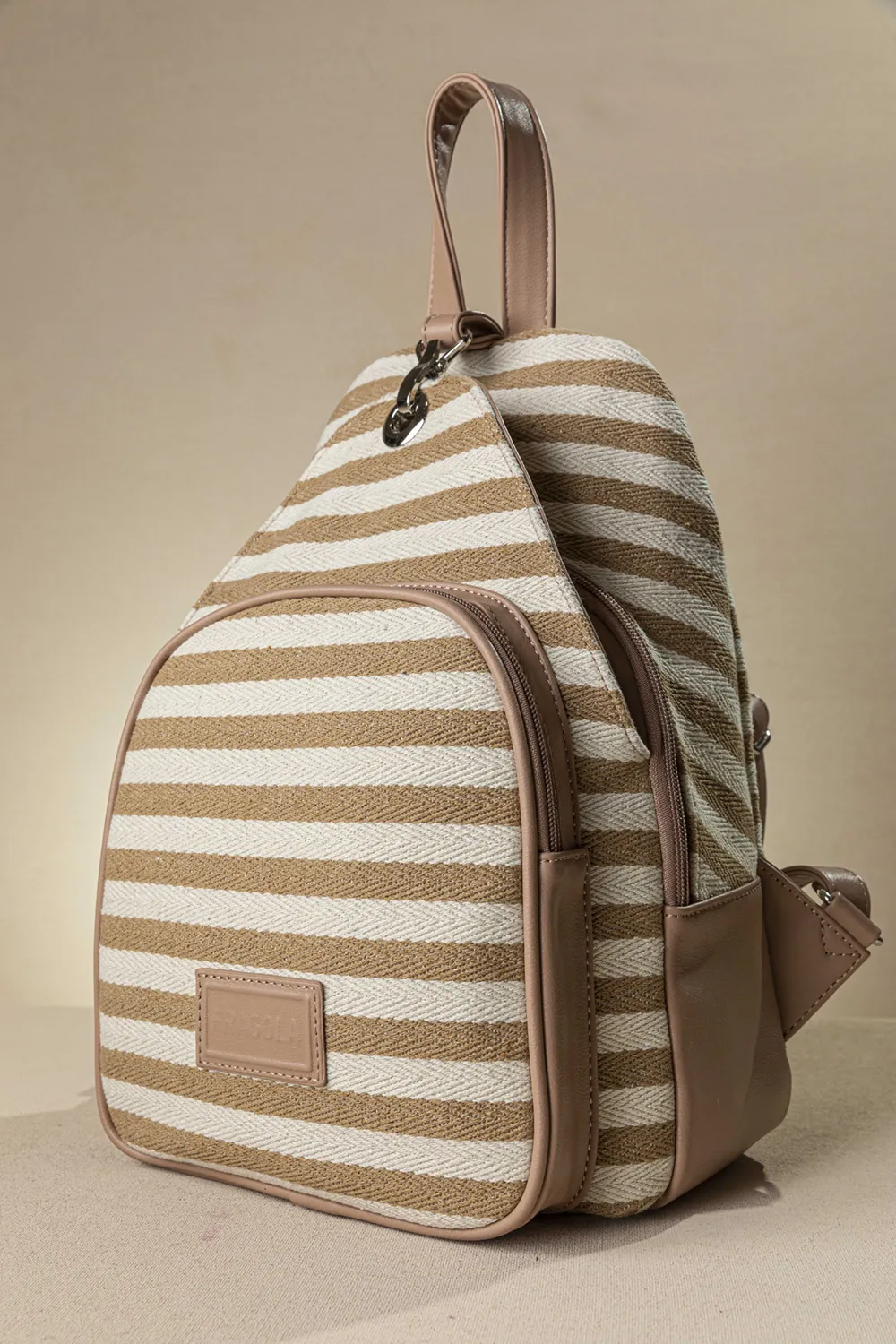 Backpack από καραβόπανο με πολλές θήκες