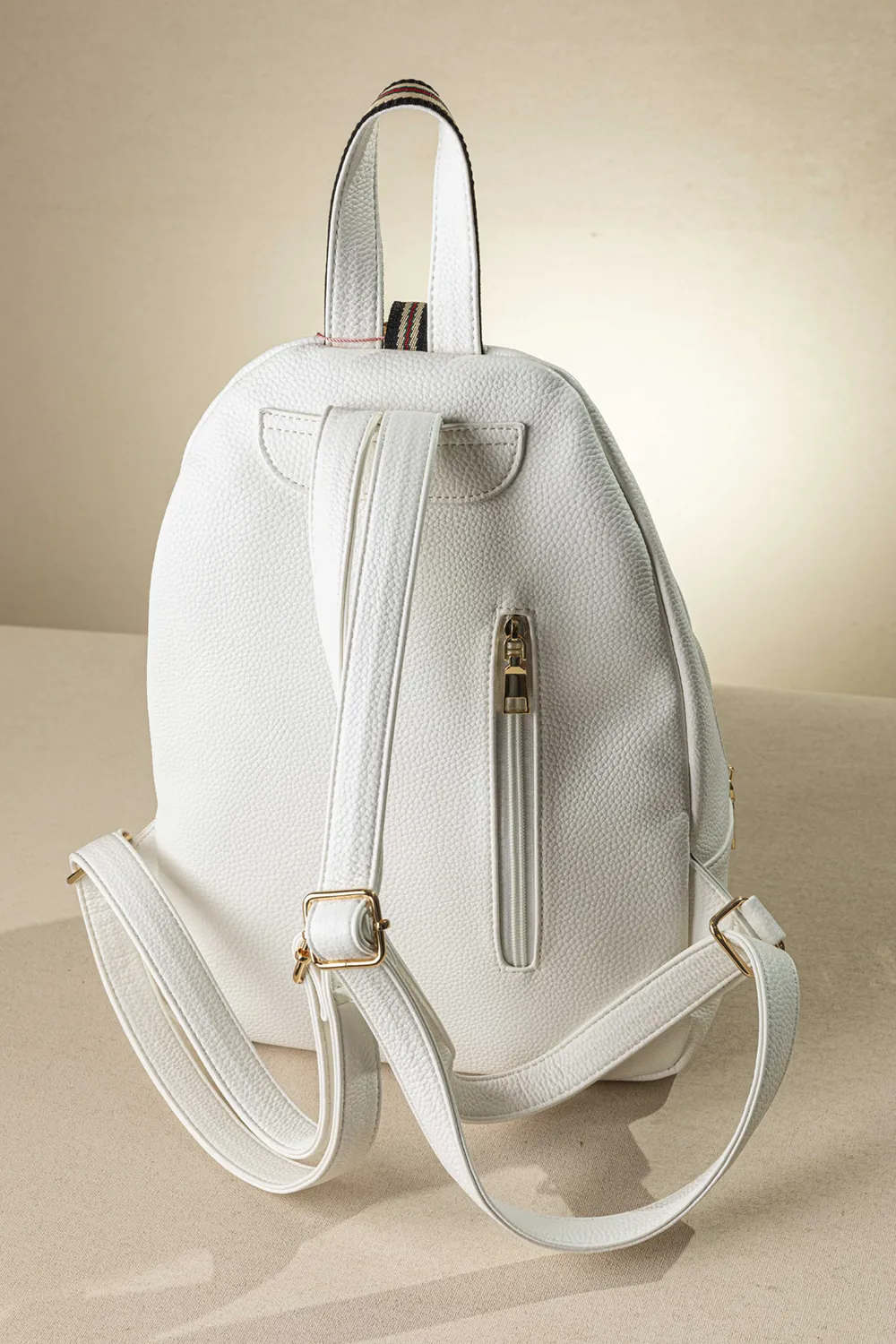 Backpack με πολλές θήκες και casual logo