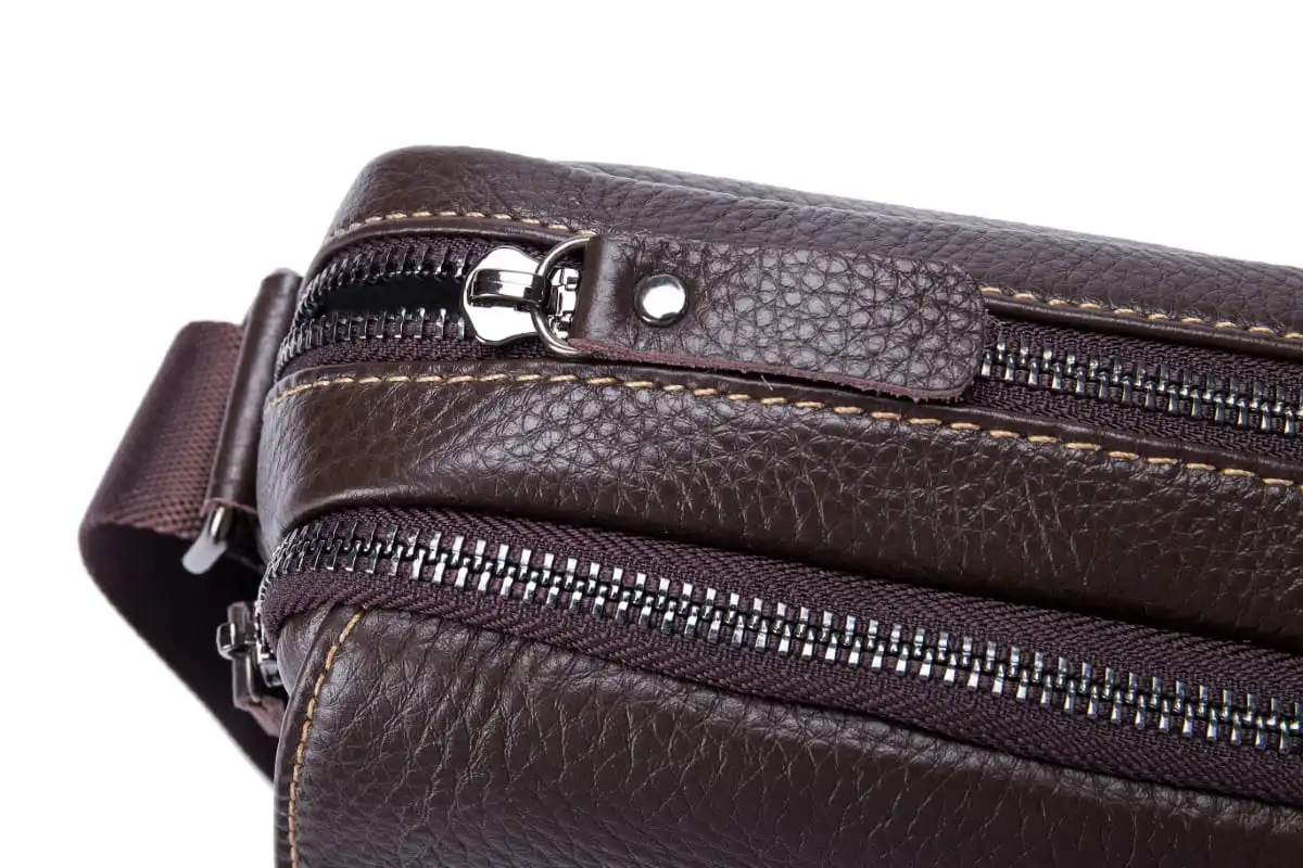 Δερμάτινο τσαντάκι ώμου Bull Captain DJB 07 σκούρο καφέ