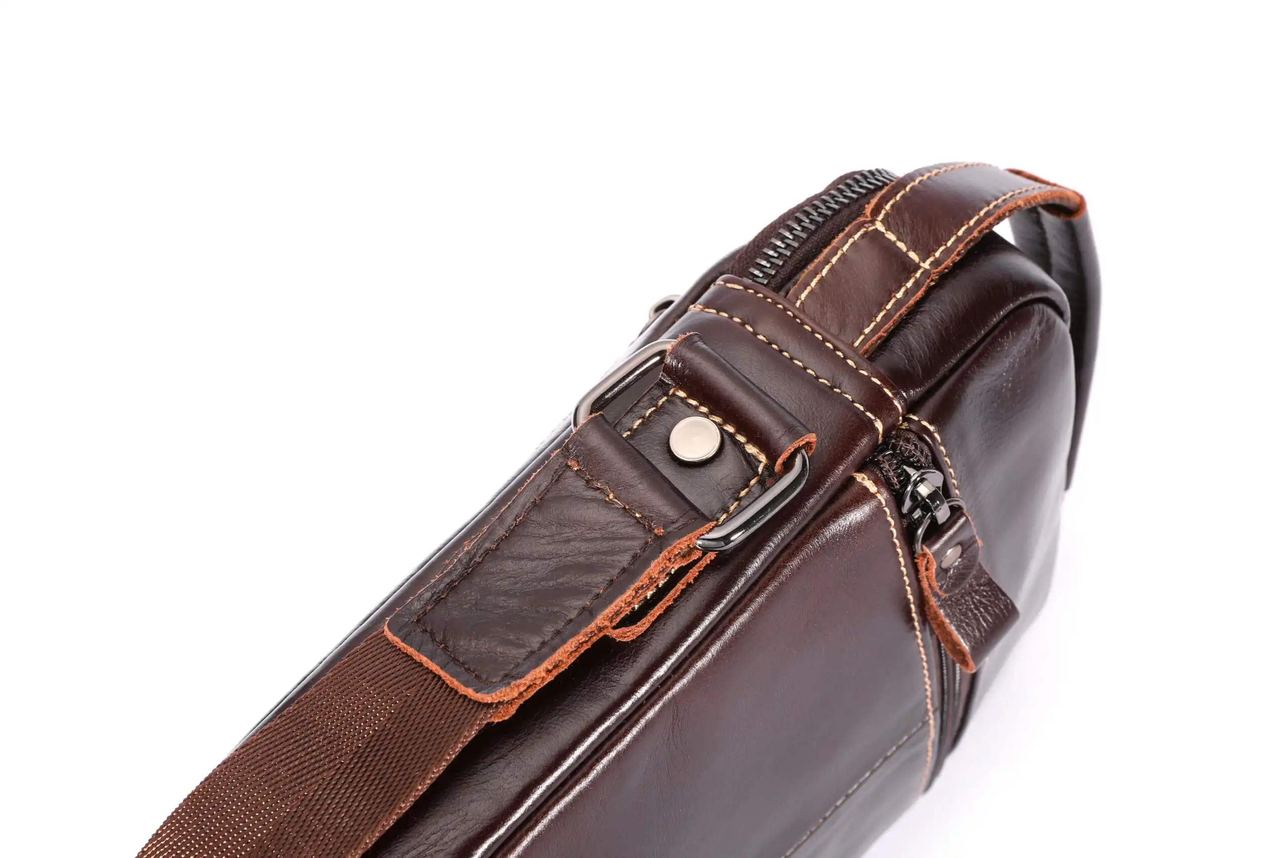 Δερμάτινο τσαντάκι ώμου Bull Captain DJB 039 Σκούρο καφέ