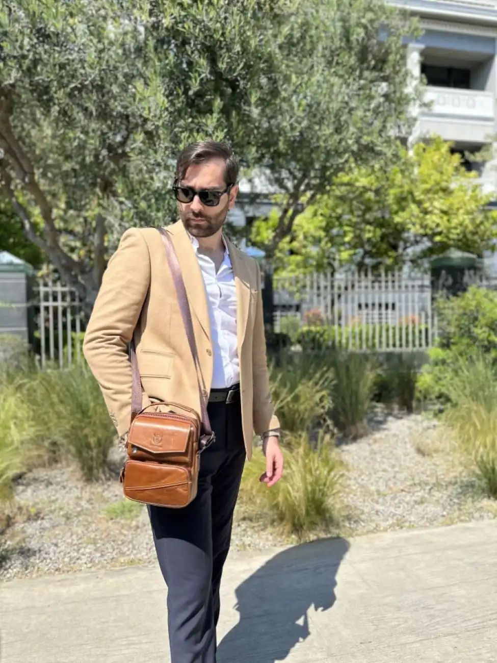 Δερμάτινο τσαντάκι ώμου Bull Captain DJB 040 καφέ