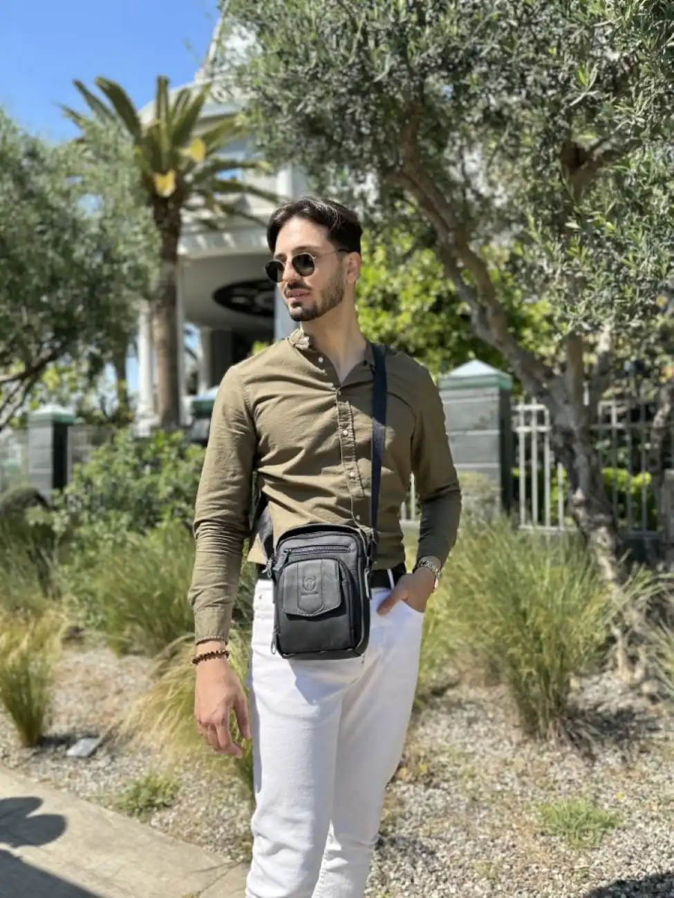 Γνήσια δερμάτινη τσάντα ώμου Bull Captain DJB 777 μαύρο