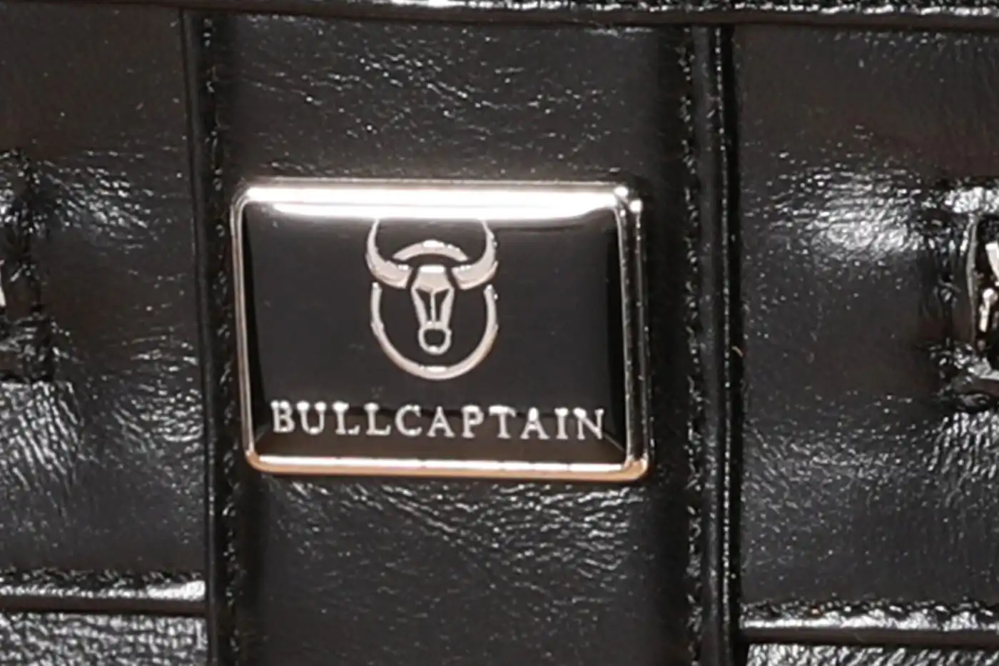 Δερμάτινος χαρτοφύλακας Bull Captain GWB-054 μαύρο