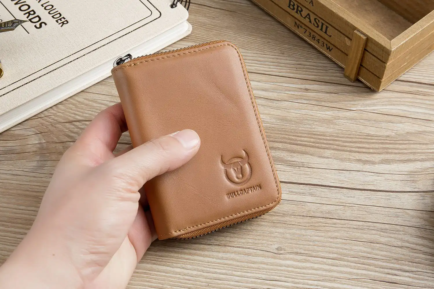 Δερμάτινο πορτοφόλι καρτοθήκη Bull Captain KB05 καφέ ανοιχτό