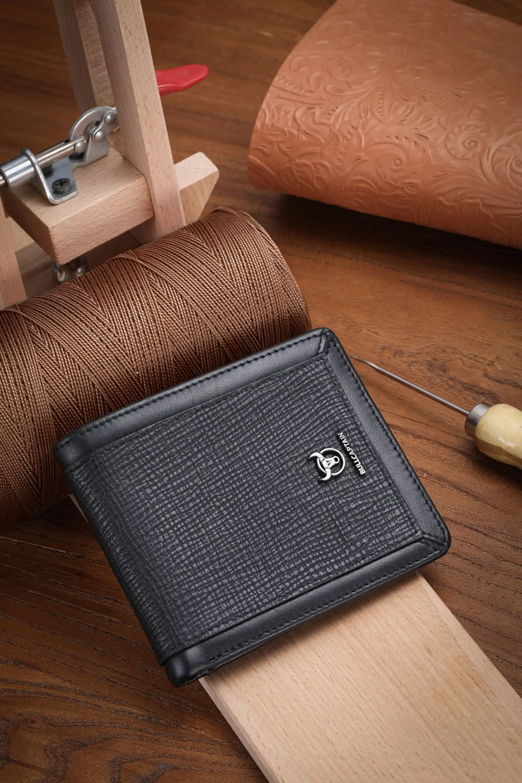 Δερμάτινο πορτοφόλι Bull Captain QB07 new μαύρο