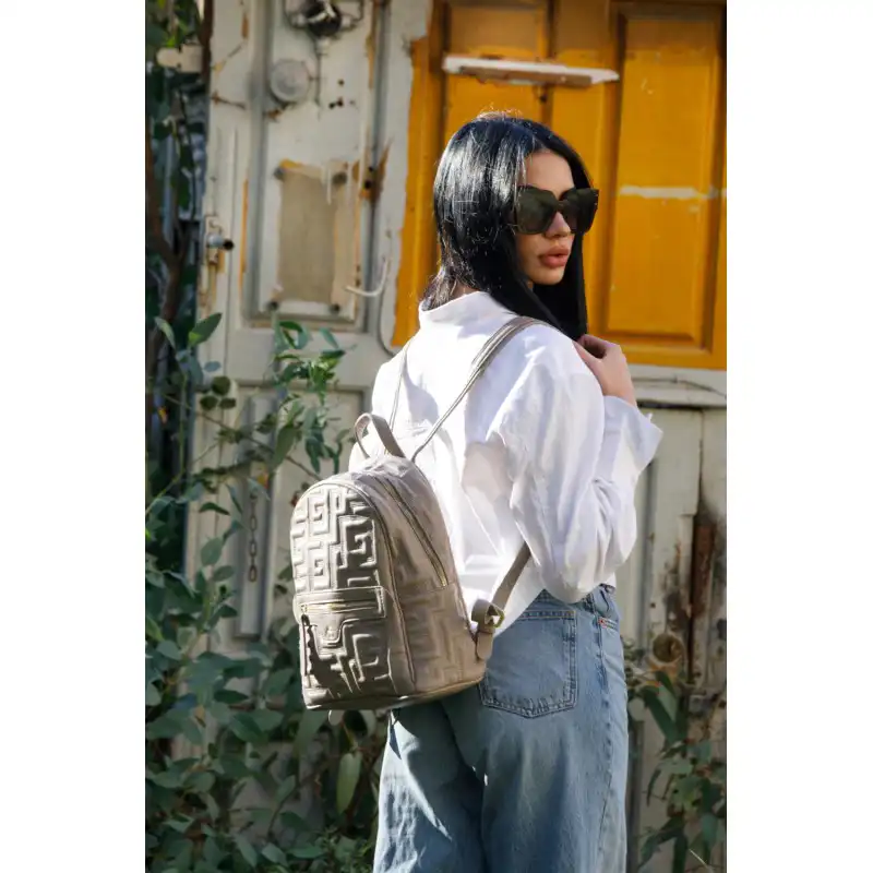 Γκρι σακίδιο πλάτης Sif Γκρι σακίδιο πλάτης Sif