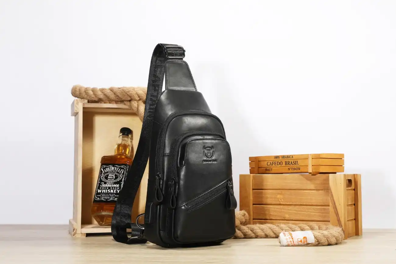 Δερμάτινο τσαντάκι body Bull Captain XB 127 μαύρο