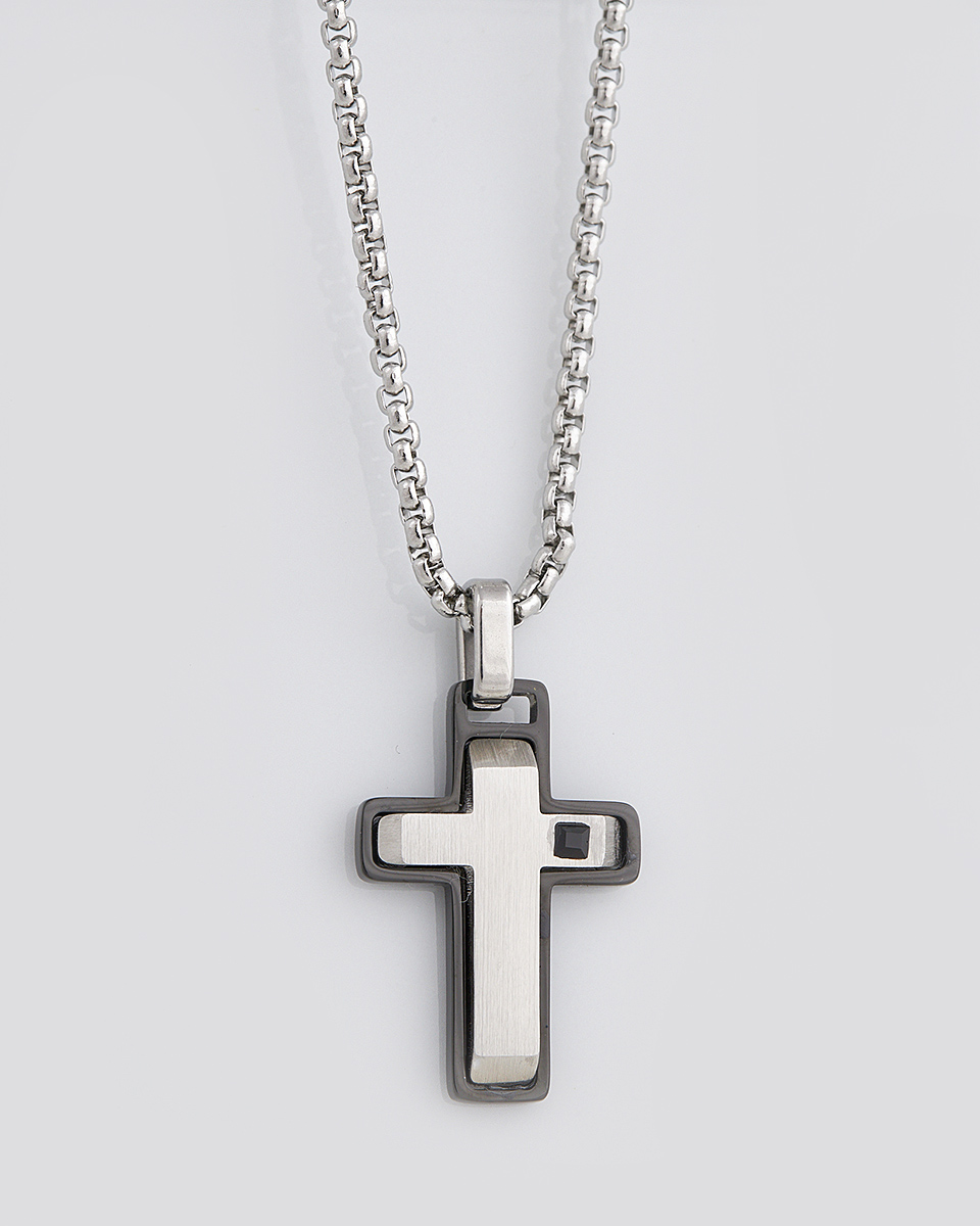 Sequoia Κολιέ σταυρός ανδρικός από ανοξείδωτο ατσάλι SE-K056-BK Sequoia Κολιέ σταυρός ανδρικός από ανοξείδωτο ατσάλι SE-K056-BK