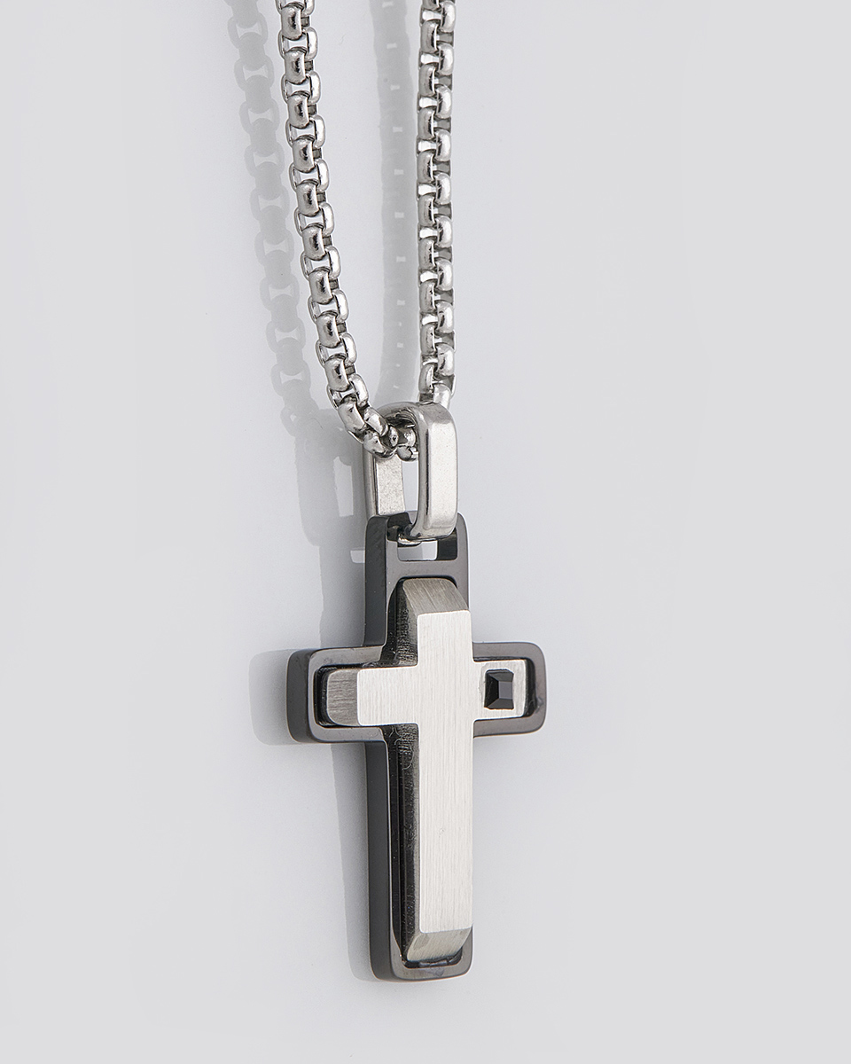 Sequoia Κολιέ σταυρός ανδρικός από ανοξείδωτο ατσάλι SE-K056-BK Sequoia Κολιέ σταυρός ανδρικός από ανοξείδωτο ατσάλι SE-K056-BK