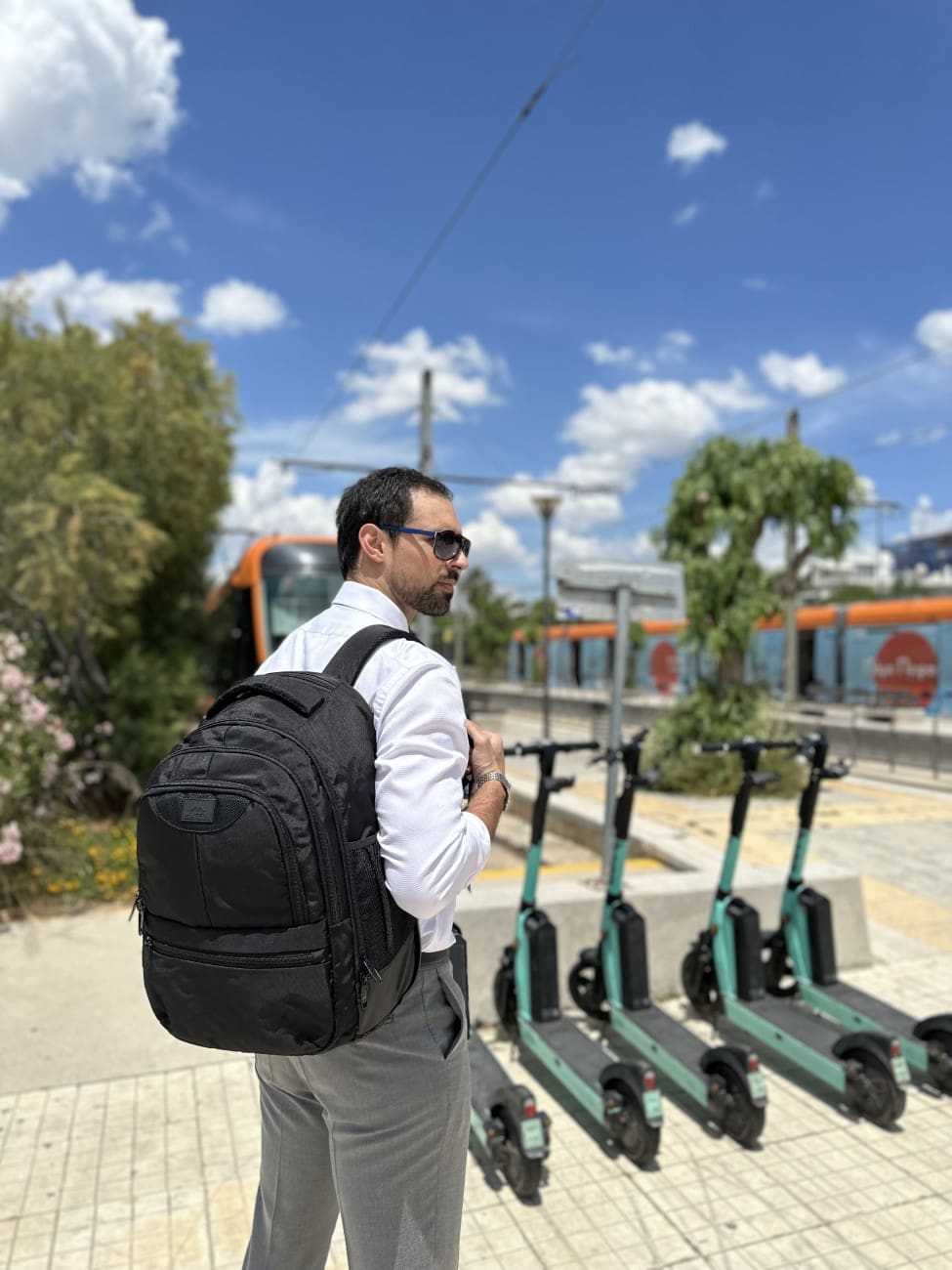 Σακίδιο πλάτης Τροχήλατο  45L Laptop 17,3” Matein 1240 μαύρο