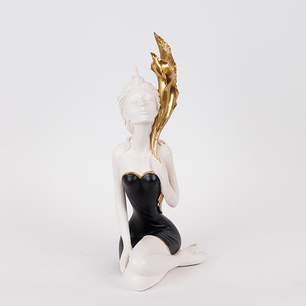 ΔΙΑΚΟΣΜΗΤΙΚΟ ΓΛΥΠΤΟ ΓΥΝΑΙΚΑ ΜΕ ΛΟΥΛΟΥΔΙ ΜΑΥΡΟ-ΛΕΥΚΟ-ΧΡΥΣΟ 15x11x43cm