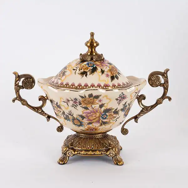 ΦΟΝΤΑΝΙΕΡΑ ΠΟΡΣΕΛΑΝΙΝΗ ΛΕΥΚΗ – ΧΡΥΣΗ 34x17x27cm ΦΟΝΤΑΝΙΕΡΑ ΠΟΡΣΕΛΑΝΙΝΗ ΛΕΥΚΗ – ΧΡΥΣΗ 34x17x27cm