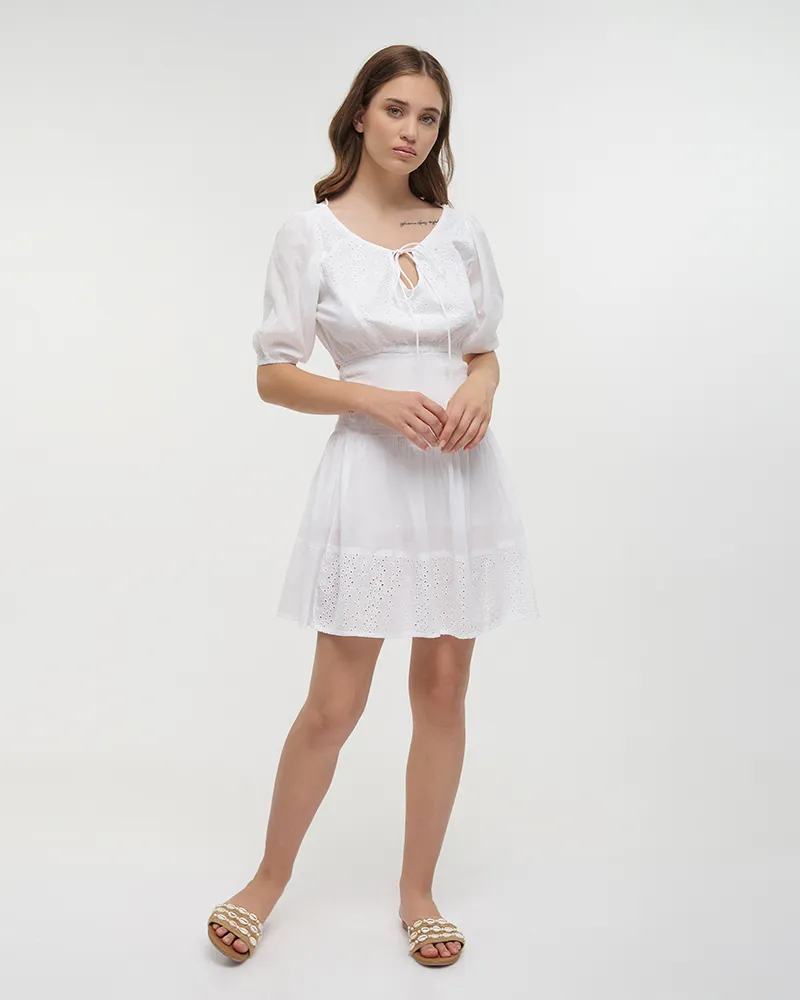 ΦΟΡΕΜΑ ΚΟΝΤΟ ΜΕ ΚΟΝΤΟ ΜΑΝΙΚΙ ΚΑΙ ΑΝΟΙΓΜΑ ΣΤΗ ΠΛΑΤΗ ΛΕΥΚΟ ONE SIZE (100%COTTON).