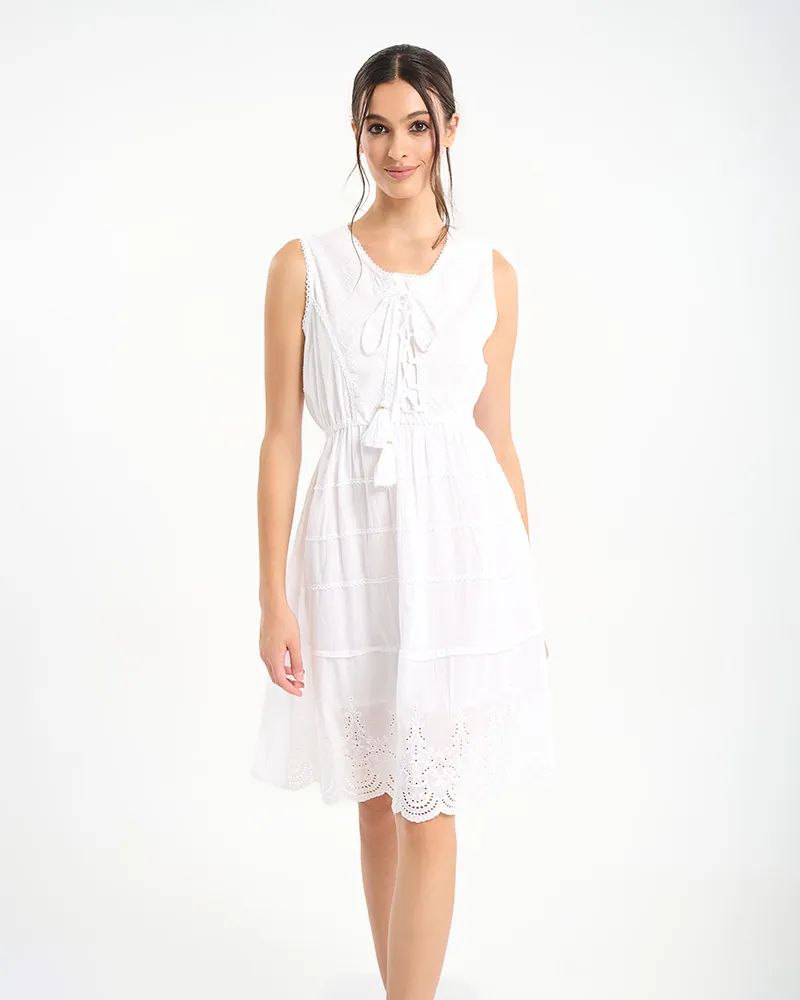 ΦΟΡΕΜΑ ΣΕ ΛΕΥΚΟ ΧΡΩΜΑ ΜΕ ΛΟΥΛΟΥΔΙΑ ΣΤΟ ΤΕΛΟΣ ONE SIZE (100% COTTON)