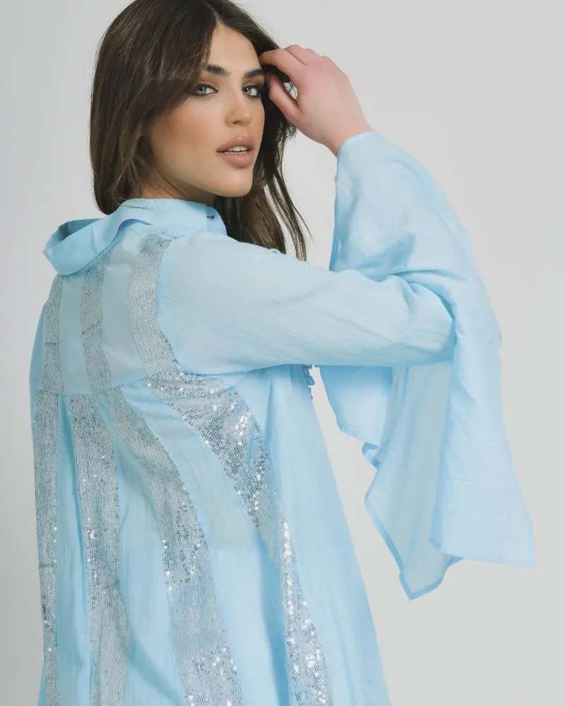 ΠΟΥΚΑΜΙΣΑ ΑΣΥΜΜΕΤΡΗ ΜΕ ΜΑΚΡΥ ΜΑΝΙΚΙ ΓΑΛΑΖΙΑ ΜΕ ΑΣΗΜΙ ΛΕΠΤΟΜΕΡΕΙΕΣ ONE SIZE (100% COTTON)