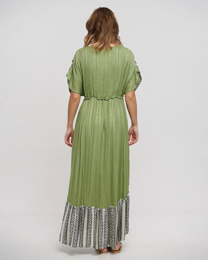 ΦΟΡΕΜΑ ΜΑΚΡΥ ΜΕ 3/4 ΜΑΝΙΚΙ ΣΕ ΠΡΑΣΙΝΟ ΧΡΩΜΑ ΜΕ ΑΣΠΡΟΜΑΥΡΕΣ ΛΕΠΤΟΜΕΡΕΙΕΣ ONE SIZE (100% COTTON)