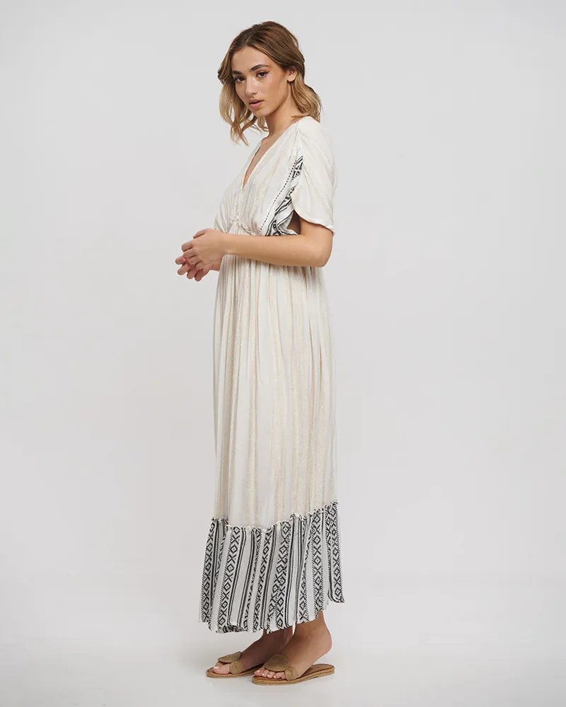 ΦΟΡΕΜΑ ΜΑΚΡΥ ΜΕ 3/4 ΜΑΝΙΚΙ ΣΕ ΛΕΥΚΟ ΧΡΩΜΑ ΜΕ ΑΣΠΡΟΜΑΥΡΕΣ ΛΕΠΤΟΜΕΡΕΙΕΣ ONE SIZE (100% COTTON)