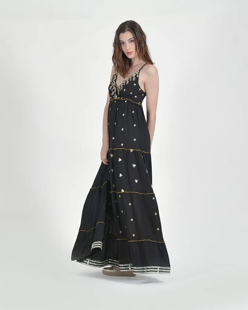 ΦΟΡΕΜΑ ΜΑΚΡΥ ΑΜΑΝΙΚΟ ΜΑΥΡΟ ΜΕ ΧΡΥΣΕΣ ΛΕΠΤΟΜΕΡΕΙΕΣ ONE SIZE (100% VISCOSE)