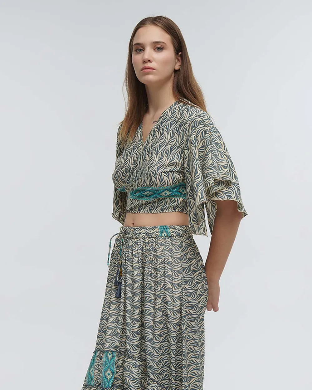 S/2 ΤΟΠ ΚΑΙ ΦΟΥΣΤΑ ΜΑΚΡΙΑ ΛΕΥΚΗ/ΓΑΛΑΖΙΑ ONE SIZE (70% SILK 30% POLYESTER)