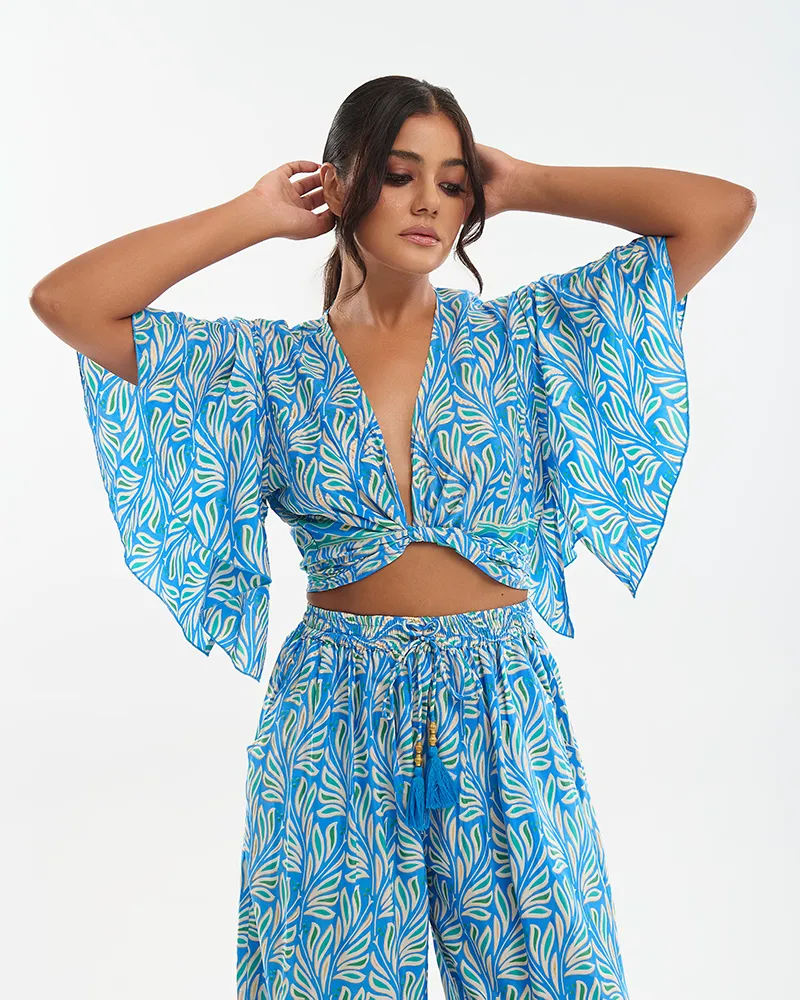 S/2 ΤΟΠ ΚΑΙ ΠΑΝΤΕΛΟΝΑ ΜΠΛΕ/ΕΚΡΟΥ ΜΕ ΤΥΡΚΟΥΑΖ/ΠΡΑΣΙΝΕΣ ΛΕΠΤΟΜΕΡΕΙΕΣ ONE SIZE (70% SILK 30% POLYESTER)