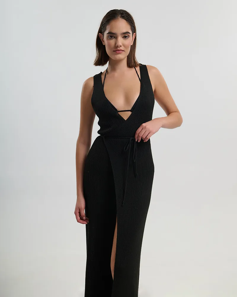 ΜΑΚΡΥ ΦΟΡΕΜΑ ΜΕ ΚΟΝΤΟ ΜΑΝΙΚΙ ΣΕ ΜΑΥΡΟ ONE SIZE (100% POLYESTER) ΜΑΚΡΥ ΦΟΡΕΜΑ ΜΕ ΚΟΝΤΟ ΜΑΝΙΚΙ ΣΕ ΜΑΥΡΟ ONE SIZE (100% POLYESTER)