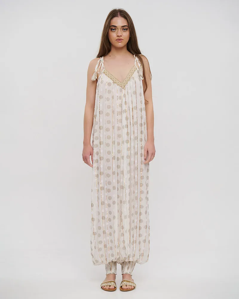 ΟΛΟΣΩΜΗ ΦΟΡΜΑ ΜΑΚΡΙΑ ΑΜΑΝΙΚΗ ΣΕ ΛΕΥΚΟ ΧΡΩΜΑ ΜΕ LUREX ONE SIZE(100% VISCOSE) ΟΛΟΣΩΜΗ ΦΟΡΜΑ ΜΑΚΡΙΑ ΑΜΑΝΙΚΗ ΣΕ ΛΕΥΚΟ ΧΡΩΜΑ ΜΕ LUREX ONE SIZE(100% VISCOSE)