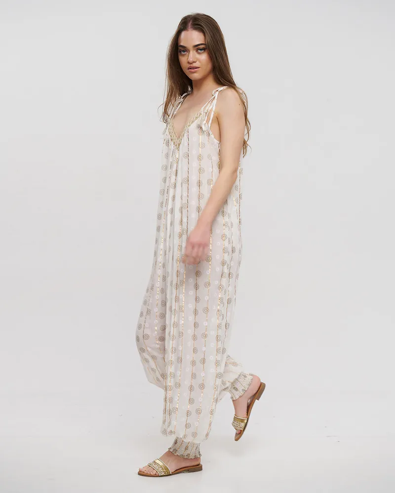 ΟΛΟΣΩΜΗ ΦΟΡΜΑ ΜΑΚΡΙΑ ΑΜΑΝΙΚΗ ΣΕ ΛΕΥΚΟ ΧΡΩΜΑ ΜΕ LUREX ONE SIZE(100% VISCOSE) ΟΛΟΣΩΜΗ ΦΟΡΜΑ ΜΑΚΡΙΑ ΑΜΑΝΙΚΗ ΣΕ ΛΕΥΚΟ ΧΡΩΜΑ ΜΕ LUREX ONE SIZE(100% VISCOSE)