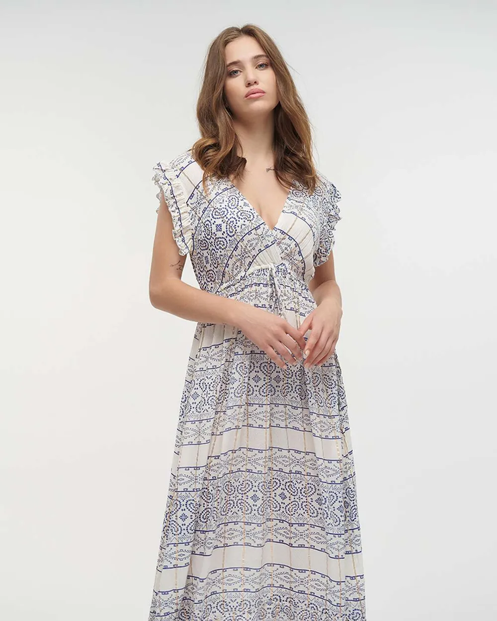 ΦΟΡΕΜΑ ΜΑΚΡΥ ΑΜΑΝΙΚΟ ΣΕ ΜΠΛΕ/ΛΕΥΚΟ ΧΡΩΜΑ ΜΕ LUREX ΚΑΙ ΒΟΛΑΝ ONE SIZE(100% VISCOSE)