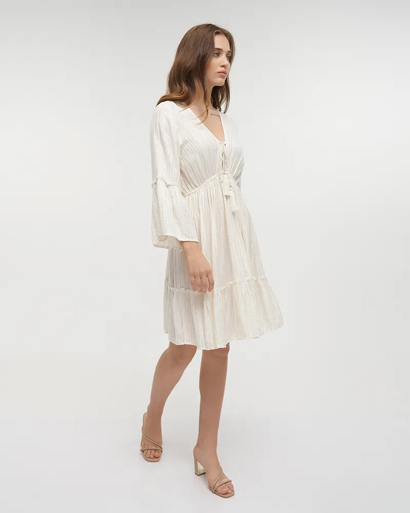 ΦΟΡΕΜΑ ΚΟΝΤΟ MΕ ΜΑΚΡΥ ΜΑΝΙΚΙ ΣΕ ΛΕΥΚΟ ΧΡΩΜΑ ΜΕ LUREX ONE SIZE(100% VISCOSE)