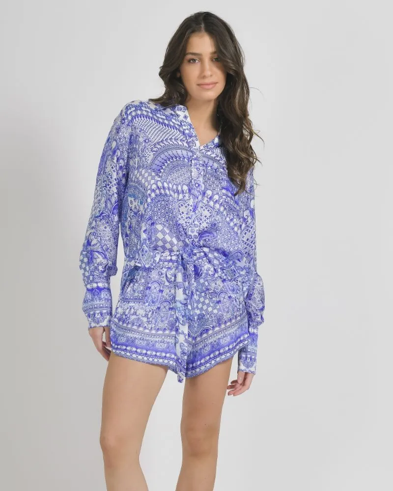 ΠΟΥΚΑΜΙΣΟ ΜΠΛΕ/ΛΕΥΚΟ ΜΕ ΣΧΕΔΙΑ ONE SIZE (100%VISCOSE SATIN)