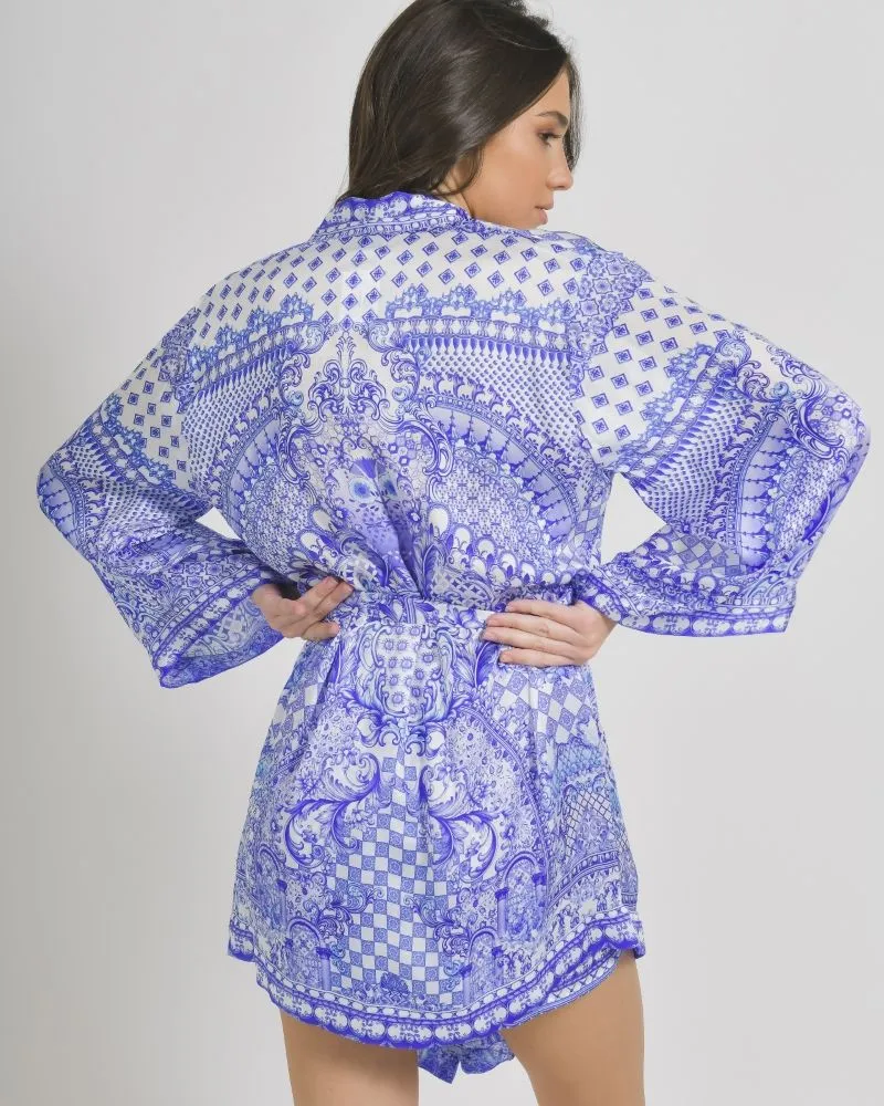 ΚΙΜΟΝΟ ΛΕΥΚΟ/ΜΠΛΕ ΜΕ ΣΧΕΔΙΑ ONE SIZE (100%VISCOSE SATIN) ΚΙΜΟΝΟ ΛΕΥΚΟ/ΜΠΛΕ ΜΕ ΣΧΕΔΙΑ ONE SIZE (100%VISCOSE SATIN)