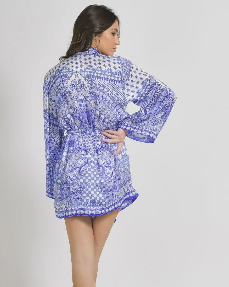 ΚΙΜΟΝΟ ΛΕΥΚΟ/ΜΠΛΕ ΜΕ ΣΧΕΔΙΑ ONE SIZE (100%VISCOSE SATIN)