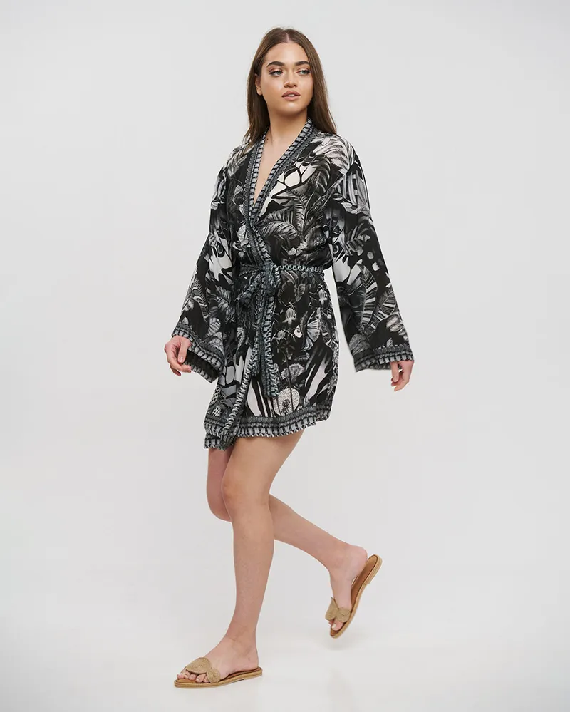 ΚΙΜΟΝΟ ΚΟΝΤΟ ΜΕ ΖΩΝΗ ΑΣΠΡΟΜΑΥΡΟ ONE SIZE (VISCOSE CREPE)