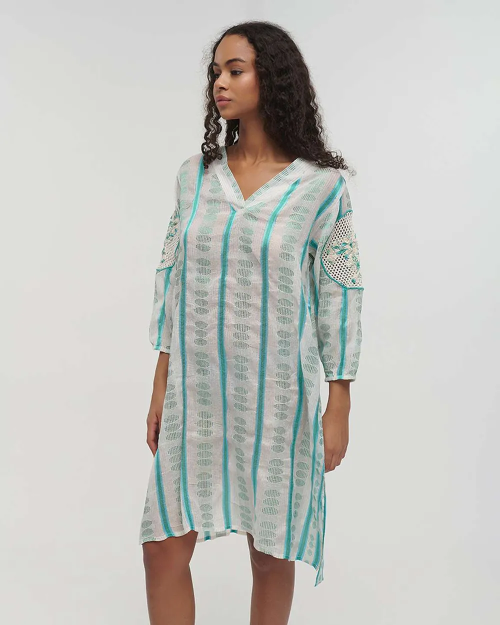 ΠΟΥΚΑΜΙΣΑ ΚΟΝΤΗ 3/4 ΛΕΥΚΗ/ΜΠΛΕ M/L (100% COTTON)