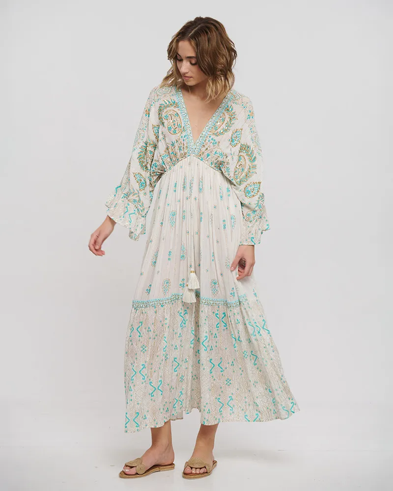 ΦΟΡΕΜΑ ΜΑΚΡΥ ΜΕ 3/4 ΜΑΝΙΚΙ ΕΚΡΟΥ ΜΕ ΧΡΥΣΕΣ/ΜΠΛΕ ΛΕΠΤΟΜΕΡΕΙΕΣ ONE SIZE (100% RAYON)