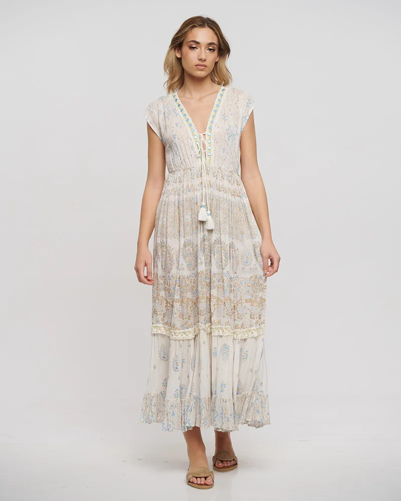 ΦΟΡΕΜΑ ΜΑΚΡΥ ΚΟΝΤΟΜΑΝΙΚΟ ΕΚΡΟΥ ΜΕ ΧΡΥΣΕΣ/ΜΠΛΕ ΛΕΠΤΟΜΕΡΕΙΕΣ ONE SIZE (100% RAYON) ΦΟΡΕΜΑ ΜΑΚΡΥ ΚΟΝΤΟΜΑΝΙΚΟ ΕΚΡΟΥ ΜΕ ΧΡΥΣΕΣ/ΜΠΛΕ ΛΕΠΤΟΜΕΡΕΙΕΣ ONE SIZE (100% RAYON)