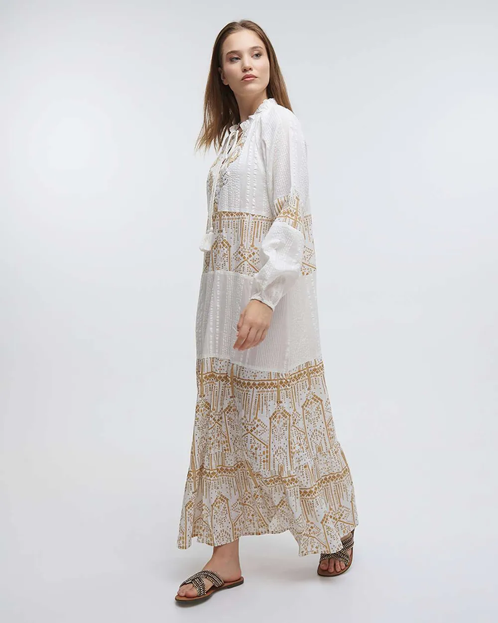ΦΟΡΕΜΑ ΜΑΚΡΥ ΜΕ ΜΑΚΡΙΑ ΜΑΝΙΝΙΚΙΑ ΛΕΥΚΟ/ΧΡΥΣΟ ΜΕ ΧΑΝΤΡΕΣ ONE SIZE (100%COTTON)