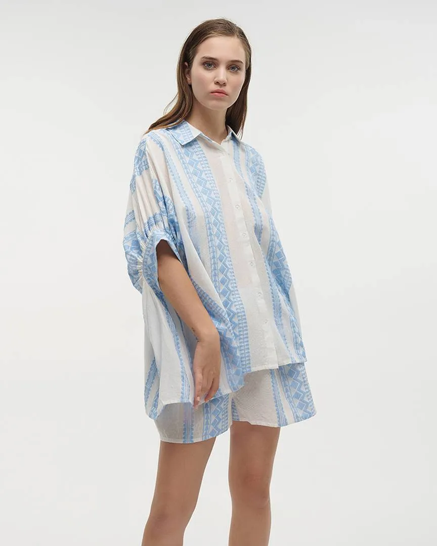 ΠΟΥΚΑΜΙΣΟ ΜΕ ΜΑΚΡΥ ΜΑΝΙΚΙ ΛΕΥΚΟ/ΓΑΛΑΖΙΟ ONE SIZE (100% COTTON)