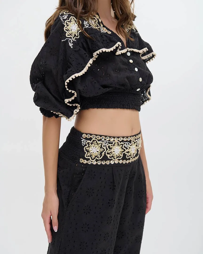 ΤΟΠ ΚΟΝΤΟ ΜΕ ΜΑΚΡΥ ΜΑΝΙΚΙ ΜΑΥΡΟ ΜΕ ΚΕΝΤΗΤΕΣ ΛΕΠΤΟΜΕΡΕΙΕΣ ONE SIZE (100% COTTON)