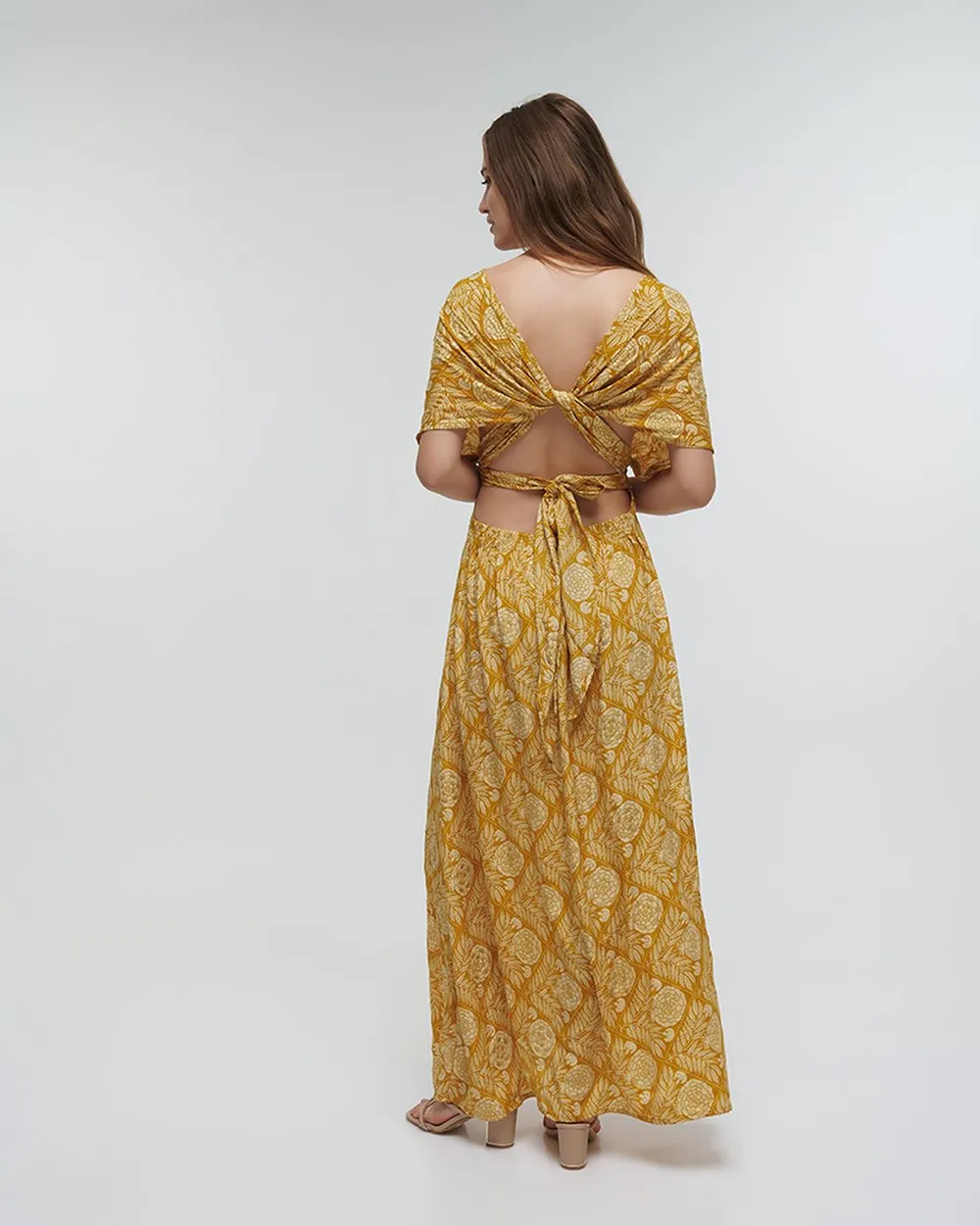 ΦΟΡΕΜΑ ΜΑΚΡΥ ΠΟΛΥΜΟΡΦΙΚΟ ”ΛΟΥΛΟΥΔΙ” ΚΙΤΡΙΝΟ ΜΕ ΧΡΥΣΕΣ ΛΕΠΤΟΜΕΡΕΙΕΣ ONE SIZE (100% CREPE) ΦΟΡΕΜΑ ΜΑΚΡΥ ΠΟΛΥΜΟΡΦΙΚΟ ”ΛΟΥΛΟΥΔΙ” ΚΙΤΡΙΝΟ ΜΕ ΧΡΥΣΕΣ ΛΕΠΤΟΜΕΡΕΙΕΣ ONE SIZE (100% CREPE)