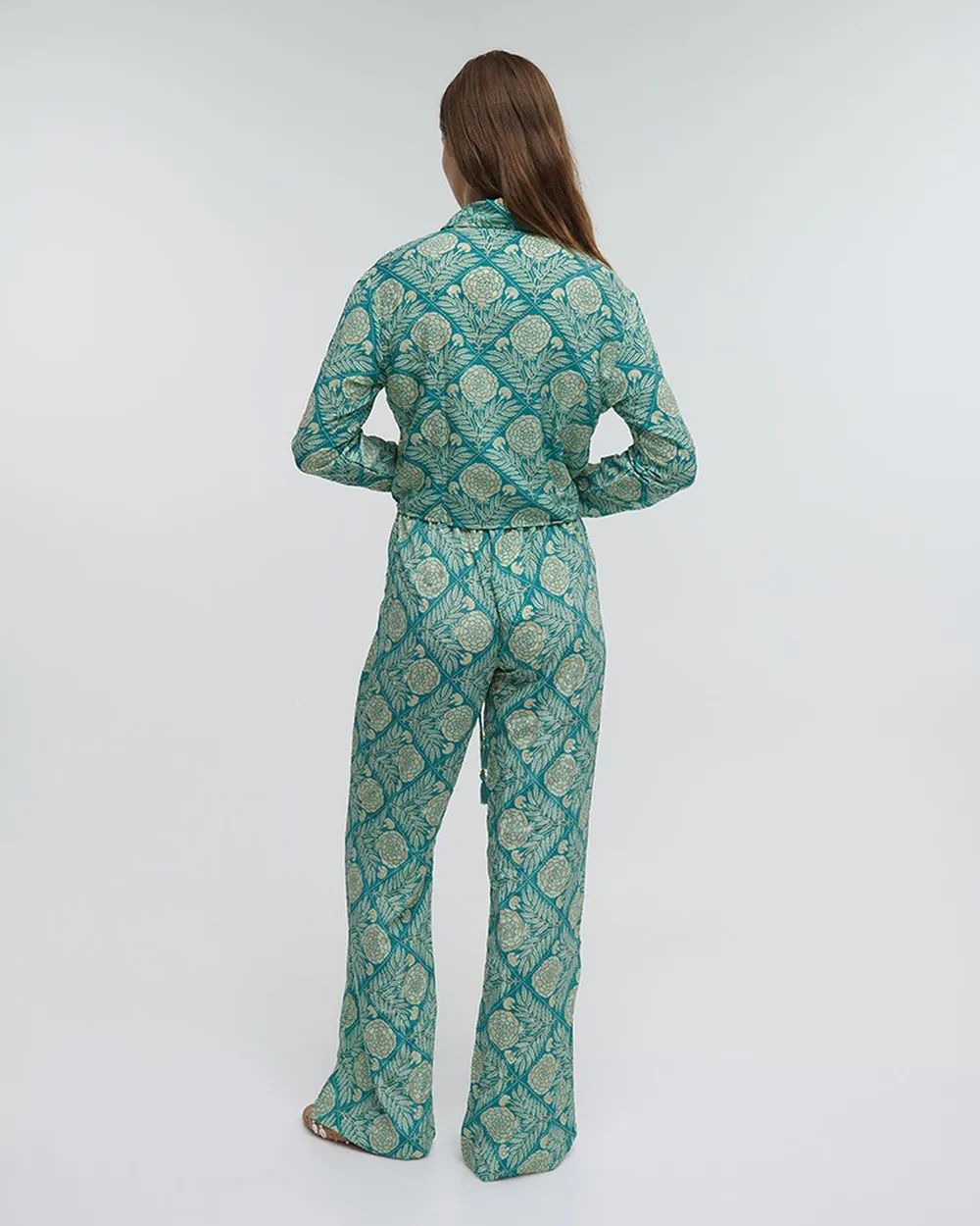 ΠΟΥΚΑΜΙΣΟ ΚΟΝΤΟ ΔΕΤΟ ”ΛΟΥΛΟΥΔΙ” ΠΡΑΣΙΝΟ ΜΕ ΧΡΥΣΕΣ ΛΕΠΤΟΜΕΡΕΙΕΣ ONE SIZE (100% CREPE)